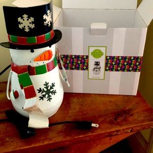 Scentsy Snow Man Snow Day Warmer, used with box